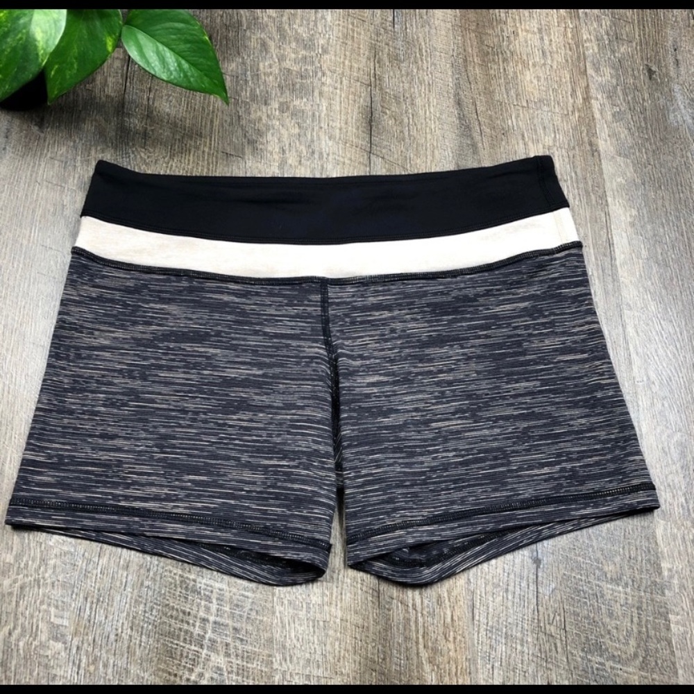 lululemon Groove Shorts Space Dye Size 10